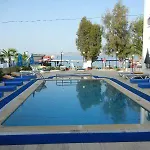 Aydem מלון 2*